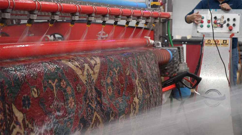Rug cleaning auto-rinse system